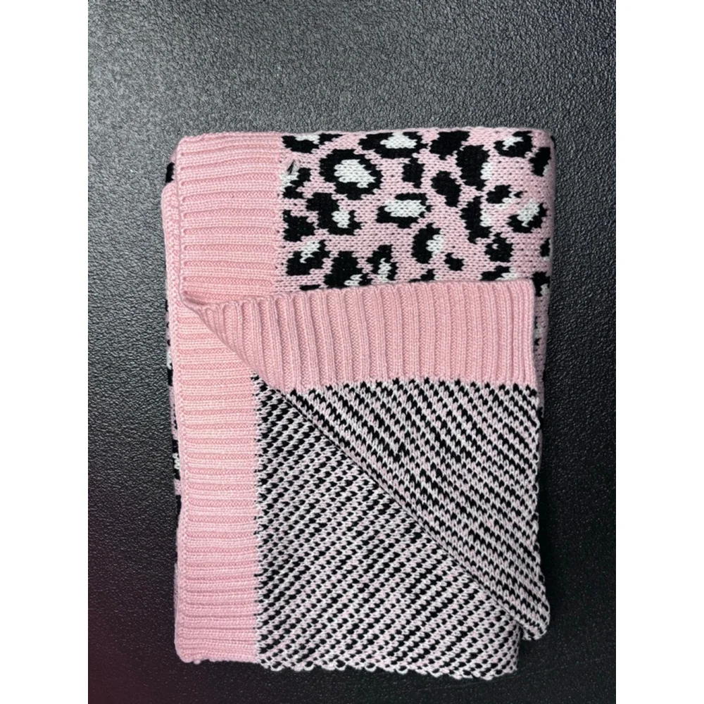 Women's Scarf, Hat and Glove Set, Pink‎ and Black Leopard Print